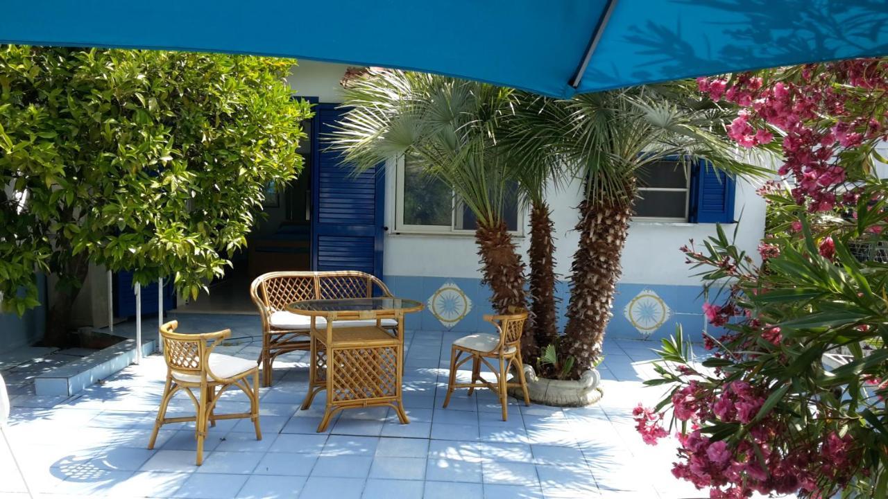 La Marina Gardens Beach スカウリ エクステリア 写真